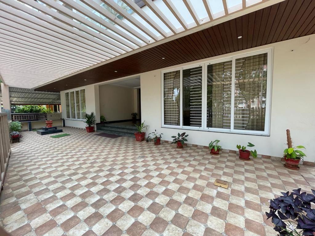 Aikya Kadri #Your Home Away From Home# Non Smoke# Vegetarians Preferred# Strictly For Families Мангалор Экстерьер фото